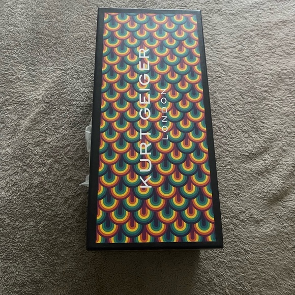 Kurt Geiger Ballerina Flats size 10/EUR 41 BUT fits like a 9/9.5 - Picture 8 of 8